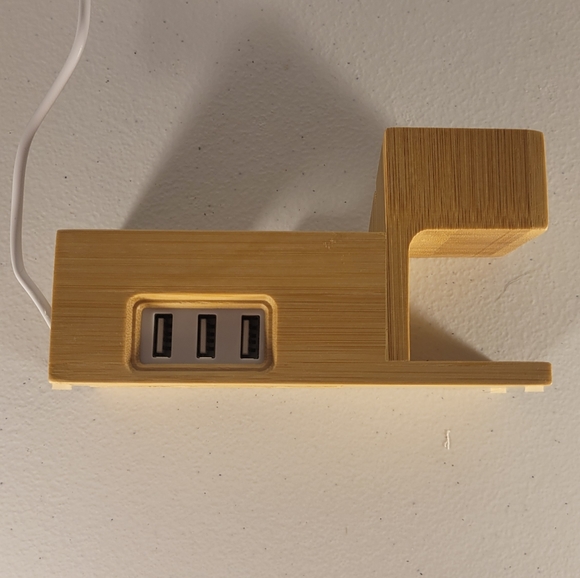 Bamboo/ Wooden Charging station - Picture 2 of 3